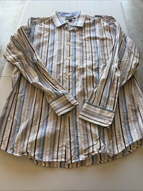 Men’s Metro Exchange striped shirt, Size L